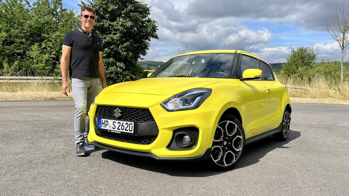 Die Farbe Champions Yellow kostet beim Suzuki Swit Sport keinen Aufpreis. Die Farbe Champions Yellow kostet beim Suzuki Swit Sport keinen Aufpreis.