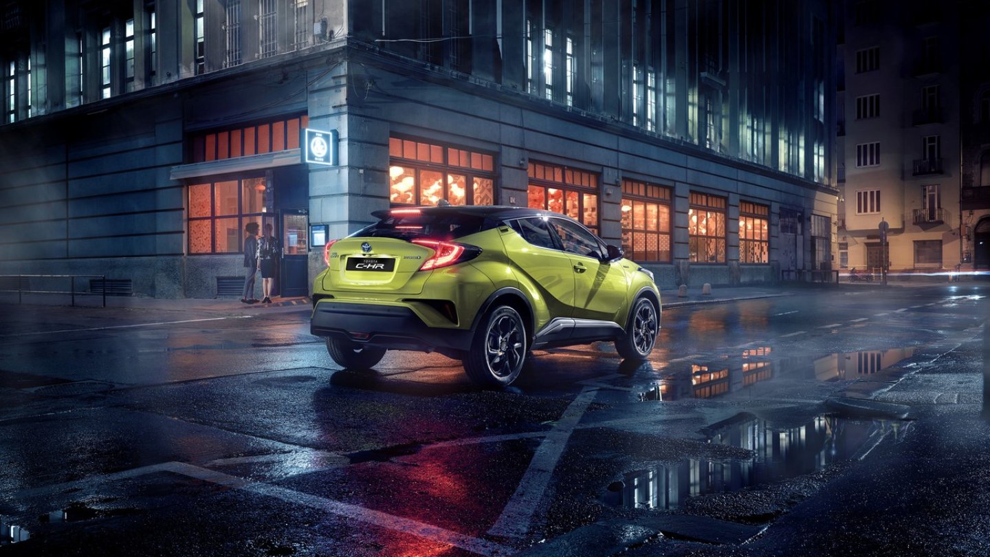Toyota C-HR Neon Lime 2019