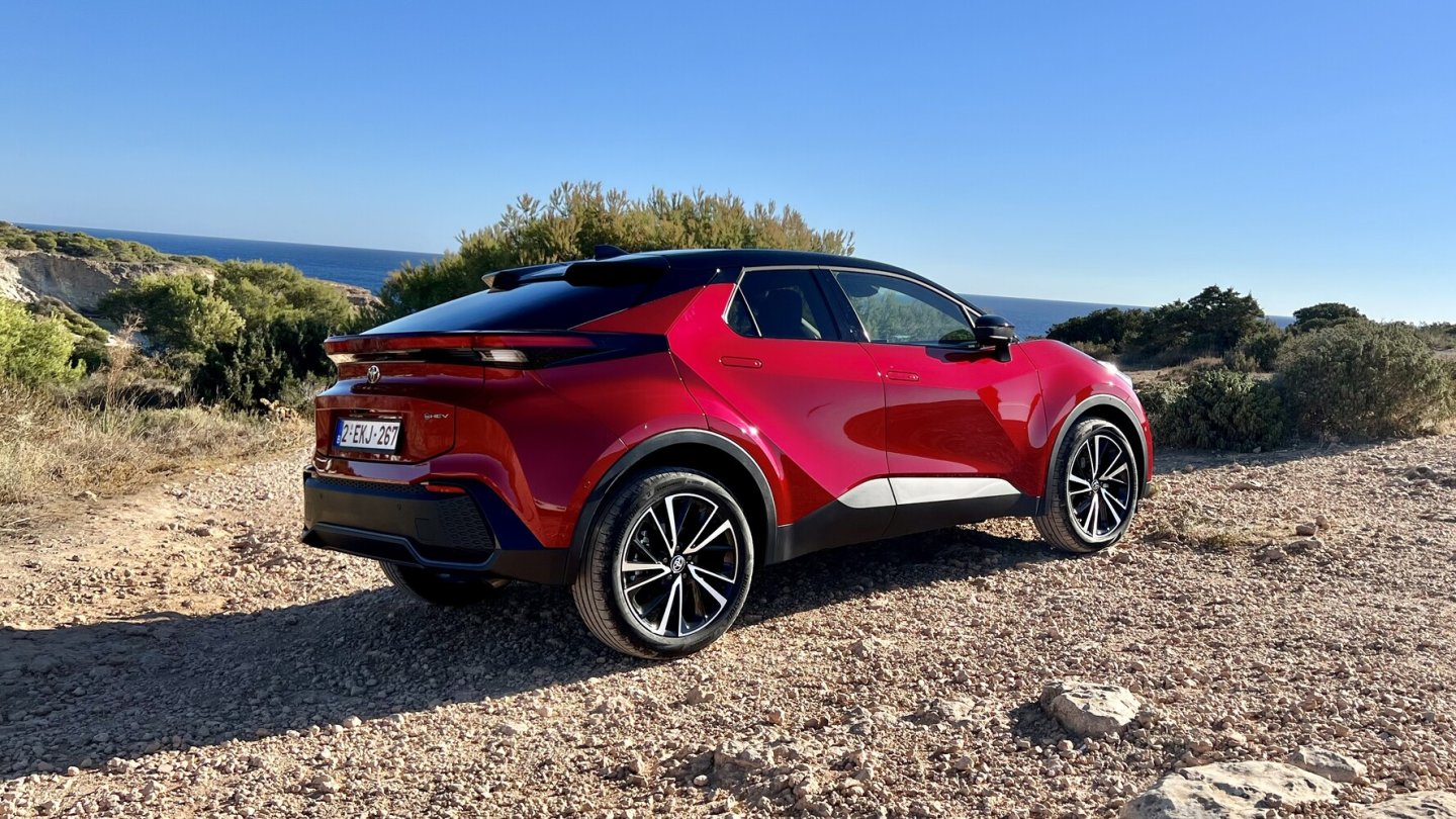 Marktstart feiert der neue Toyota C-HR Anfang Januar 2024. Marktstart feiert der neue Toyota C-HR Anfang Januar 2024.