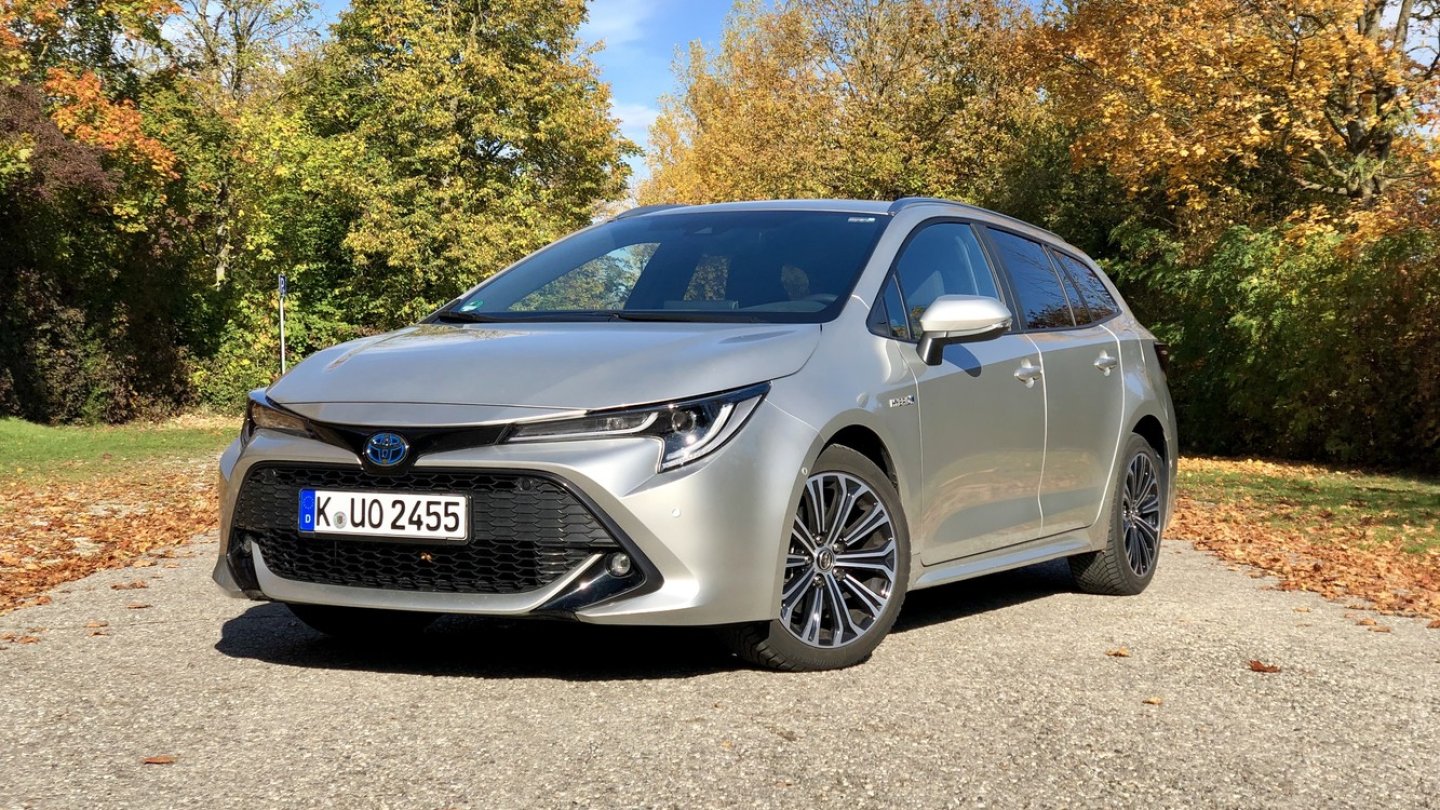 Toyota Corolla T.S. 2.0 Hybrid Toyota Corolla T.S. 2.0 Hybrid