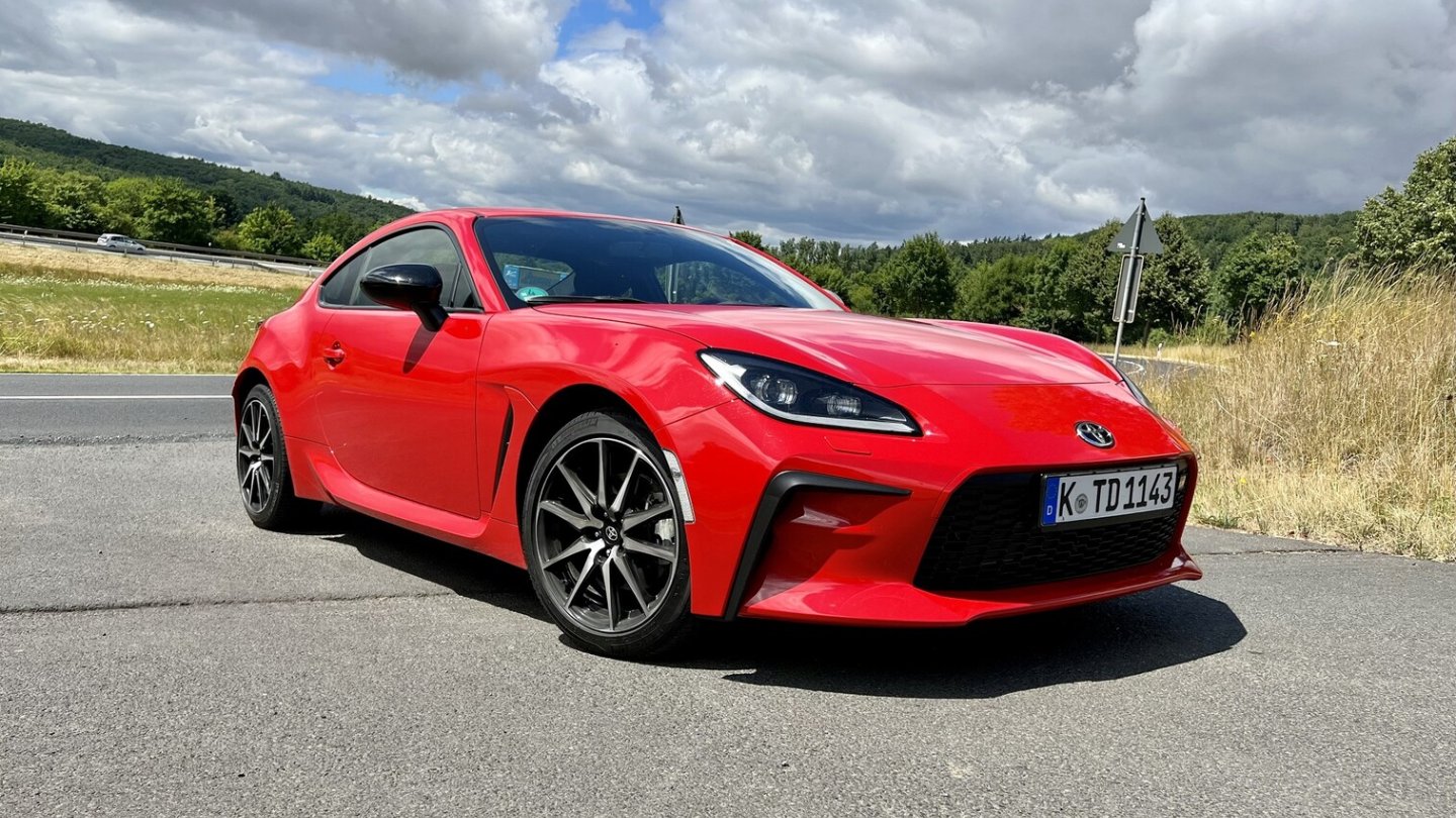 Der Toyota GR86 hat wie der Vorgänger Hinterradantrieb. Der Toyota GR86 hat wie der Vorgänger Hinterradantrieb.