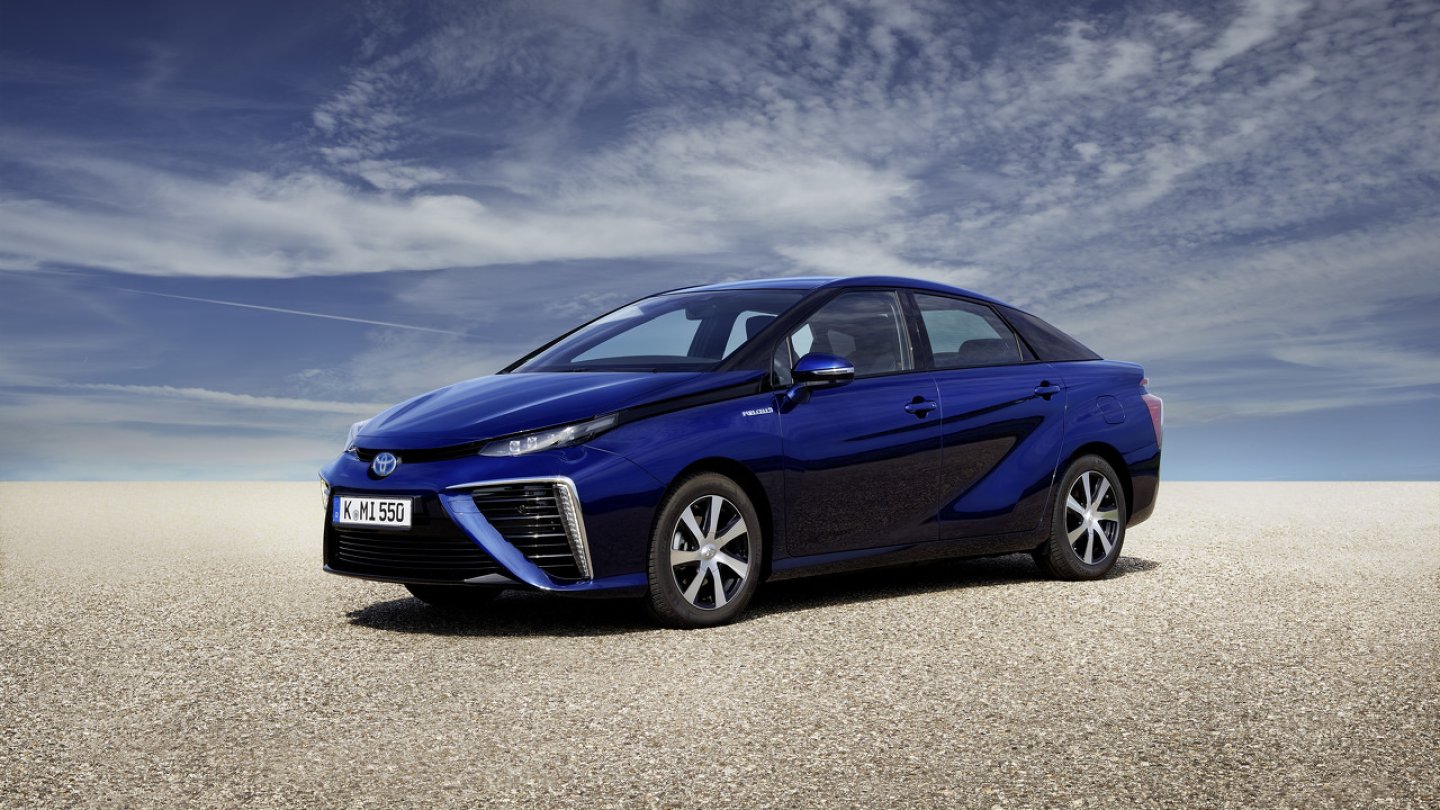 Statist: Der Toyota Mirai mit Brennstoffzelle. Statist: Der Toyota Mirai mit Brennstoffzelle.