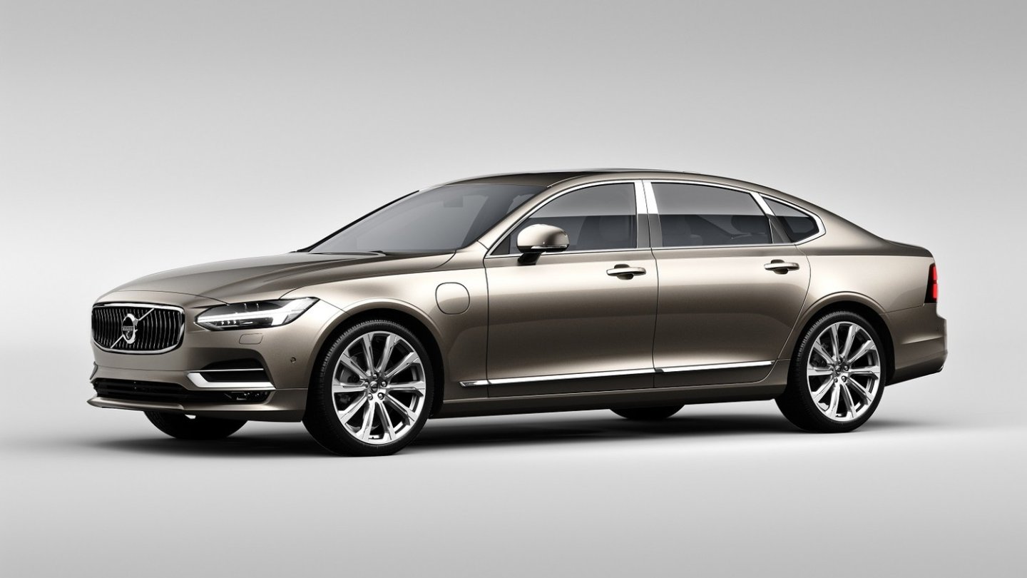 Mit dem S90 Excellence startet 2017 die Luxusversion der Baureihe. Mit dem S90 Excellence startet 2017 die Luxusversion der Baureihe.