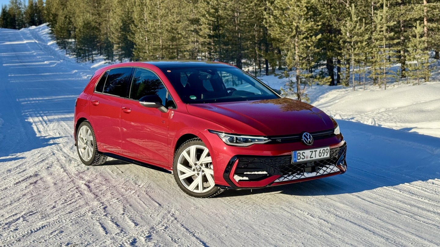 Unterwegs in schier endlosen Waldgebieten: Testfahrt in Lappland.