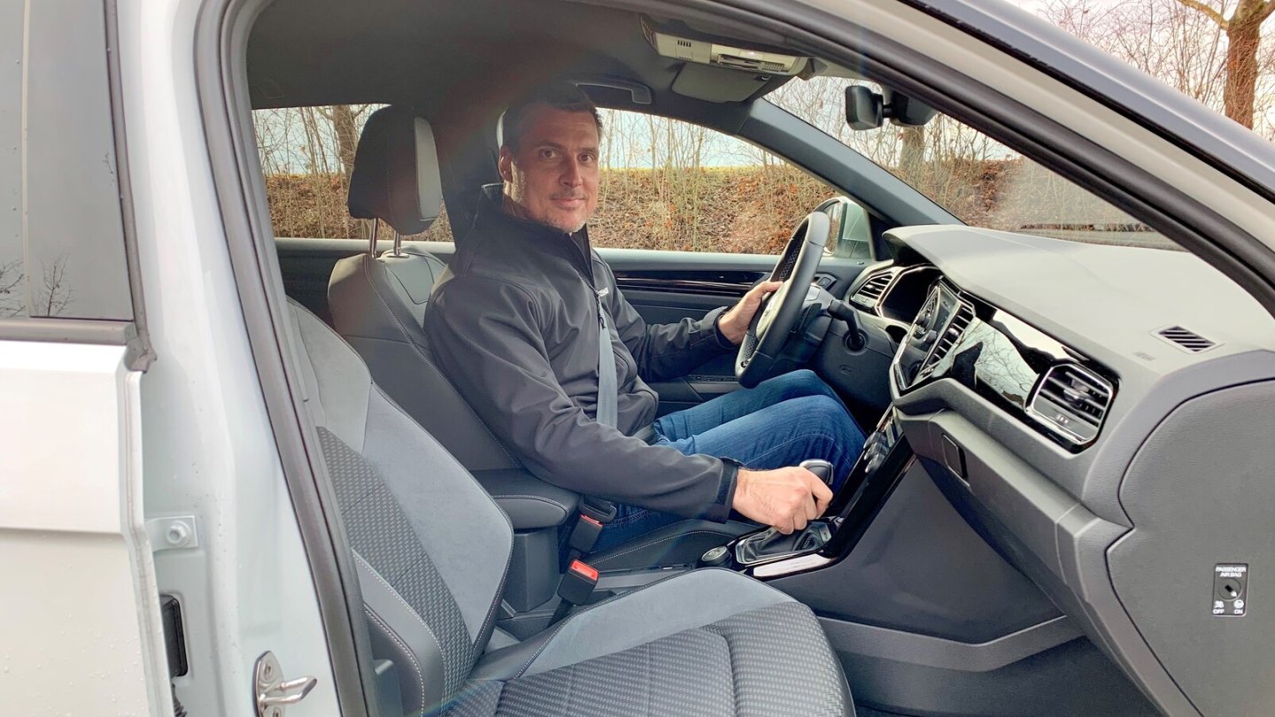 Die Sportsitze im VW T-Roc R bieten viel Seitenhalt. Die Sportsitze im VW T-Roc R bieten viel Seitenhalt.
