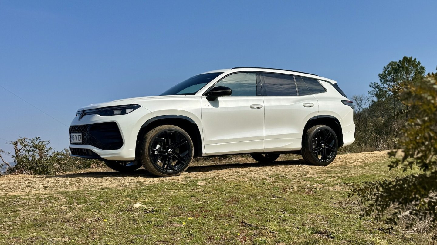 20-Zoll-Leichtmetallräder am Familien-SUV? Heutzutage keine Seltenheit, wie hier am VW Tayron. 20-Zoll-Leichtmetallräder am Familien-SUV? Heutzutage keine Seltenheit, wie hier am VW Tayron.